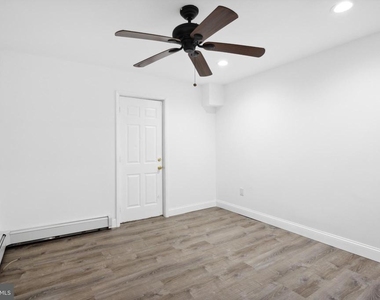 2205 S 20th Street - Photo Thumbnail 9