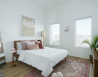 5013 Springfield Avenue - Photo Thumbnail 5