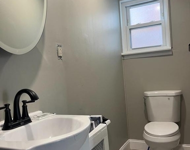 2666 Bridge Street - Photo Thumbnail 8