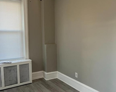 2666 Bridge Street - Photo Thumbnail 17