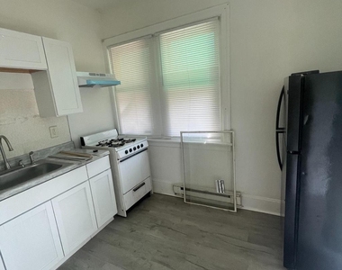 1550 Ruan Street - Photo Thumbnail 13