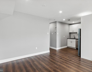 296 Greenough Street - Photo Thumbnail 6