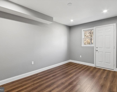 296 Greenough Street - Photo Thumbnail 14