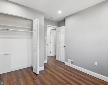 296 Greenough Street - Photo Thumbnail 12