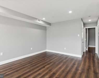 296 Greenough Street - Photo Thumbnail 5