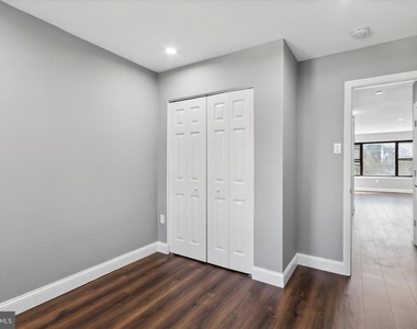 296 Greenough Street - Photo Thumbnail 11