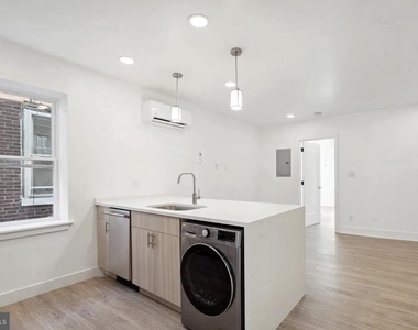 5043 Spruce Street - Photo Thumbnail 1