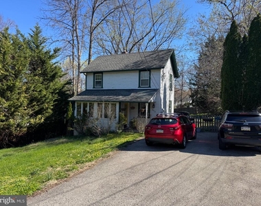 943 Fairview Avenue - Photo Thumbnail 21