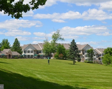 403 Ridgeview Court - Photo Thumbnail 16