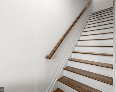 228 Park Ln - Photo Thumbnail 13
