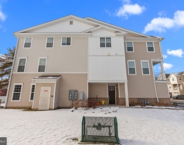 228 Park Ln - Photo Thumbnail 22