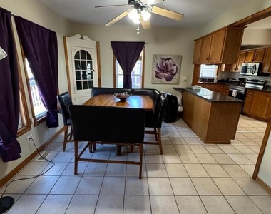 700 Schiller Avenue - Photo Thumbnail 6