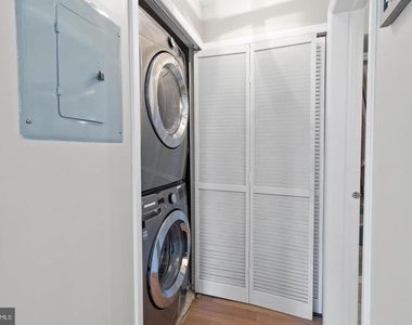 119 Commonwealth Court - Photo Thumbnail 5