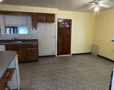 2238 S Black Horse Pike - Photo Thumbnail 5