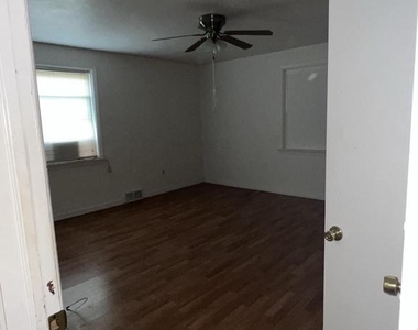 2238 S Black Horse Pike - Photo Thumbnail 8