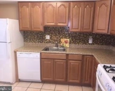 5558 E Boniwood Turn - Photo Thumbnail 3