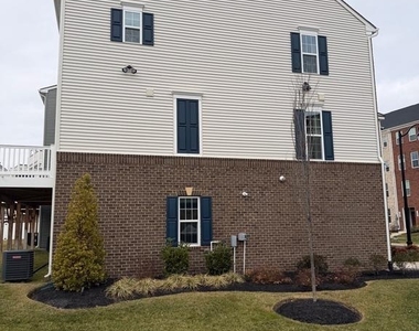 149 Lawndale Drive - Photo Thumbnail 38