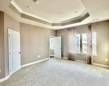 149 Lawndale Drive - Photo Thumbnail 27
