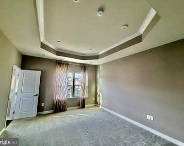 149 Lawndale Drive - Photo Thumbnail 26
