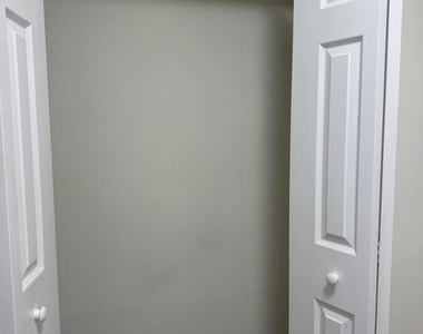 4118 Peppertree Lane - Photo Thumbnail 23
