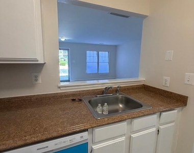 4118 Peppertree Lane - Photo Thumbnail 14