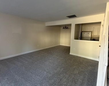 4118 Peppertree Lane - Photo Thumbnail 10