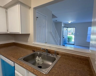 4118 Peppertree Lane - Photo Thumbnail 5
