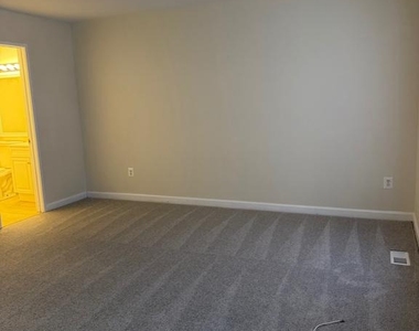 4118 Peppertree Lane - Photo Thumbnail 27