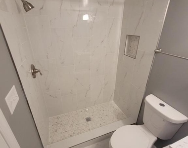 8702 Castlerock Court - Photo Thumbnail 54