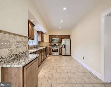 3201 E Joppa Road - Photo Thumbnail 12