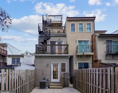 111 E Cross Street - Photo Thumbnail 27