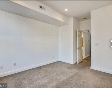 111 E Cross Street - Photo Thumbnail 14