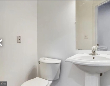 111 E Cross Street - Photo Thumbnail 10