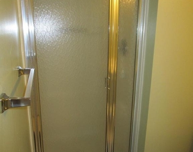 511 Kingdom Court - Photo Thumbnail 5