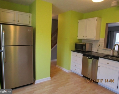 511 Kingdom Court - Photo Thumbnail 3