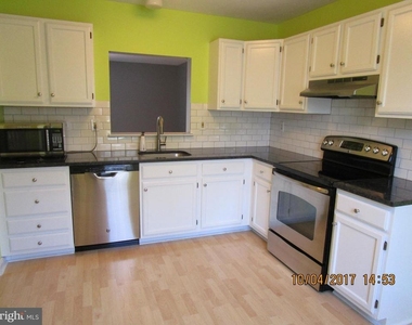 511 Kingdom Court - Photo Thumbnail 4