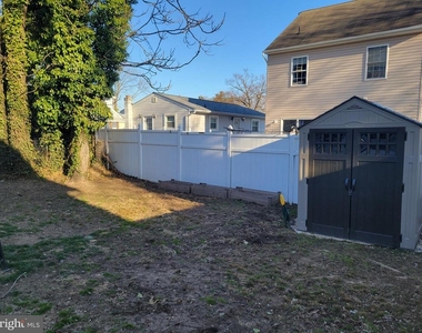 1122 Hilltop Road - Photo Thumbnail 18