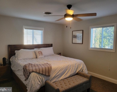 1122 Hilltop Road - Photo Thumbnail 15