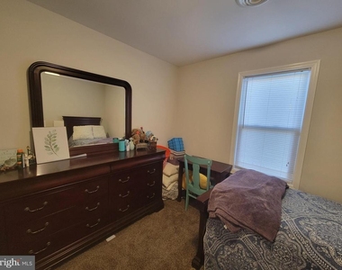 1122 Hilltop Road - Photo Thumbnail 12