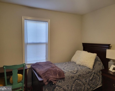 1122 Hilltop Road - Photo Thumbnail 13