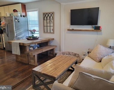 1122 Hilltop Road - Photo Thumbnail 5