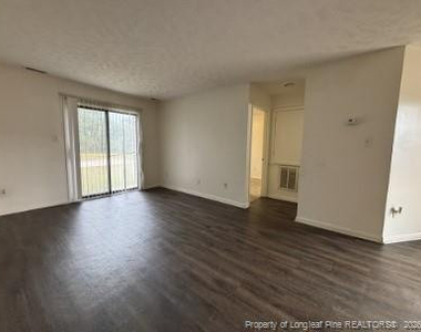 1122 Southwood Drive - Photo Thumbnail 2