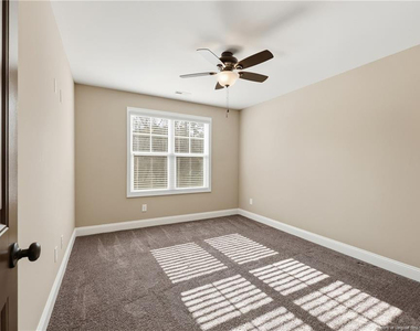 206 Leland Lane - Photo Thumbnail 39