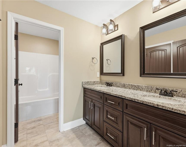 206 Leland Lane - Photo Thumbnail 38