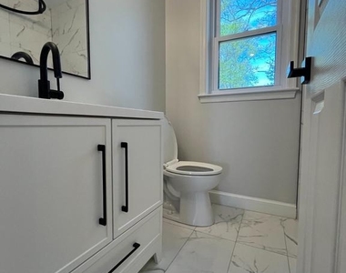 327 Whittier Street Nw - Photo Thumbnail 40