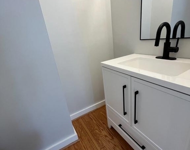 327 Whittier Street Nw - Photo Thumbnail 18