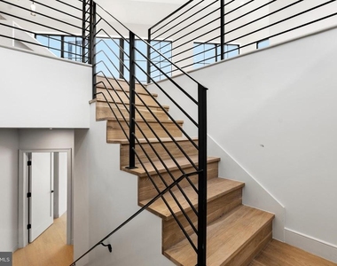 2121 Ward Place Nw - Photo Thumbnail 7