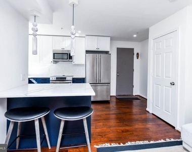 1386 Bryant Street Ne - Photo Thumbnail 8