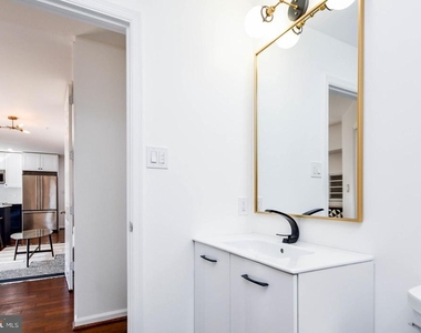 1386 Bryant Street Ne - Photo Thumbnail 22