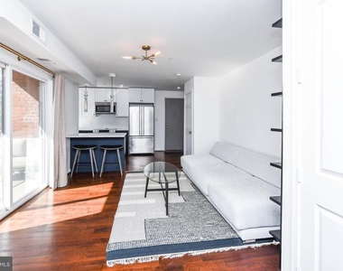 1386 Bryant Street Ne - Photo Thumbnail 16
